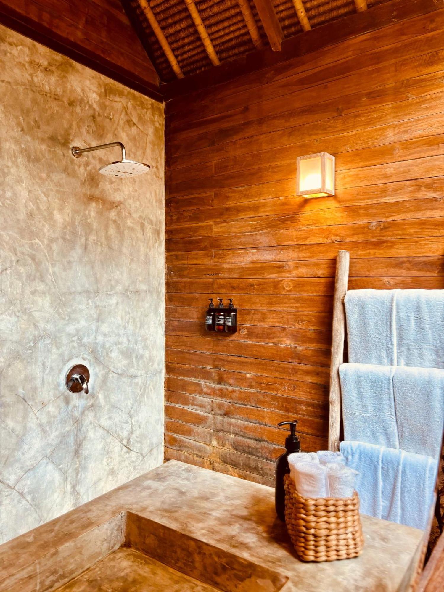 Green Escape Eco Resort ウルワツ エクステリア 写真